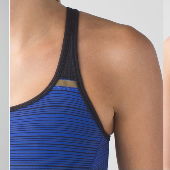 lululemon athletica Blue and Black Sports Bra - Picture 4 of 11